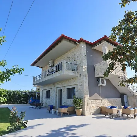 Garden Villa Afytos Exterior photo