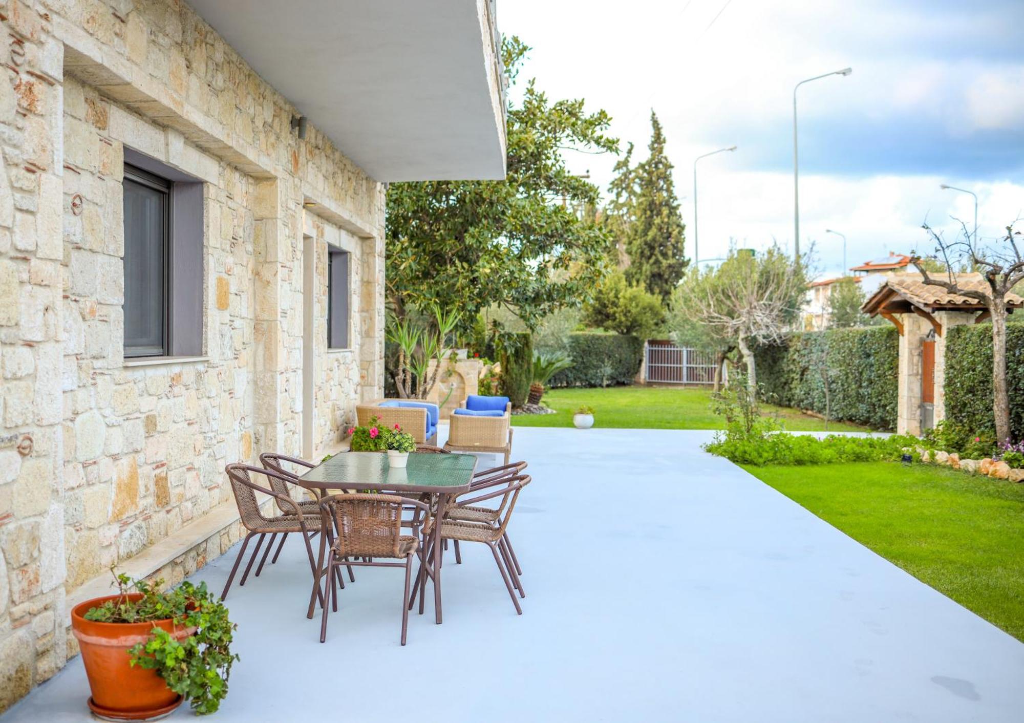 Garden * Afytos